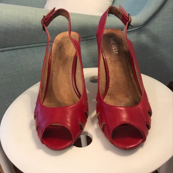 red slingback peep toe shoes